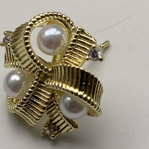 Vintage 1960s Style Faux Pearl Bow Ribbon Earrings, 18k Gold Plated Studs, Gift - Picture 6 of 9